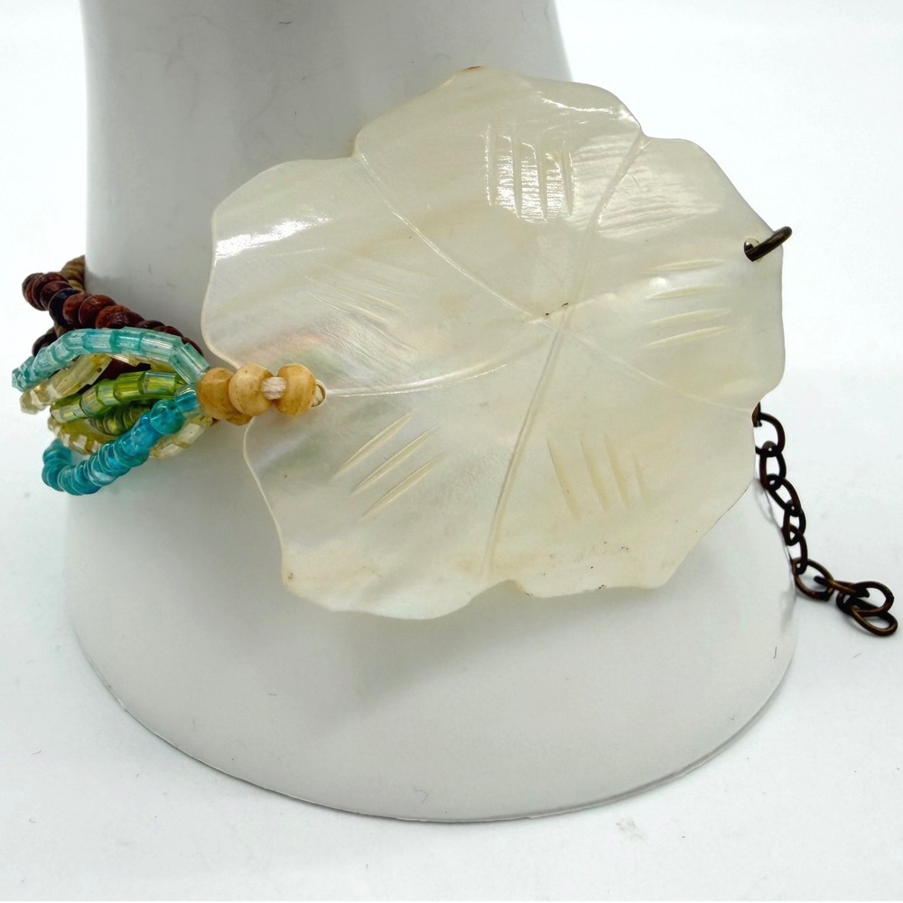 Vintage Mother of Pearl Shell Bracelet Carved Leaf Beaded Boho Beach Bracelet